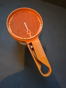 Vintage Tupperware Orangenmehlsieb #1689 mit Behälter #1493    - Bild 1 von 7