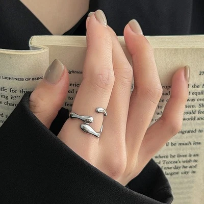 Anillo geométrico ajustable abierto de acero inoxidable de moda para mujer Foto 1 de 3