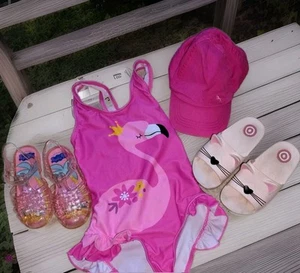 Mädchen Sommer/Badesachen Bekleidungs Paket🌊 Gr.110/ Badeanzug Badeschuhe 25/26 - Bild 1 von 4