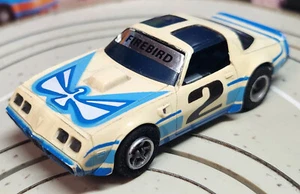 Faller Aurora 5600 ~~ Vehículo ligero Pontiac Firebird con motor G-Plus #EBS1268 - Imagen 1 de 3