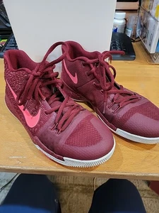 Nike Kyrie 3 Team Red / Hot Punch 2016 Basketball Shoes 859466-681 Size 6.5Y - Picture 1 of 10