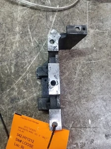 2005-2014 HYUNDAI KIA 2.4L AC COMPRESSOR BRACKET 25253-25001 - Bild 1 von 3