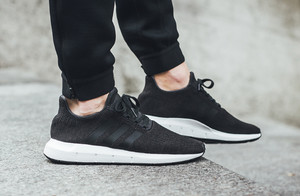 adidas swift run black mens