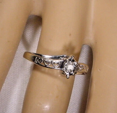 Narural solitaire Diamond Engagement Ring 10K solid white gold Heart accents - Image 1 of 4