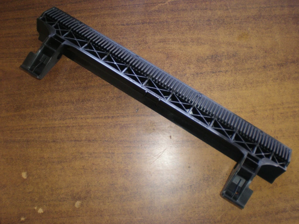 Scraper fits 421 621 721 621e 721e 721qze 621qze replaces Toro 133-5585 108-4884