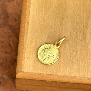 14KT Yellow Gold Saint Frances of Rome Matte Medal Pendant Charm 10mm NEW - Picture 1 of 6