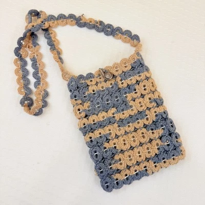 Cartera Bandolera Hecha a Mano Crochet Azul/Beige Años 70 Boho Retro Festival Cottage Foto 1 de 4