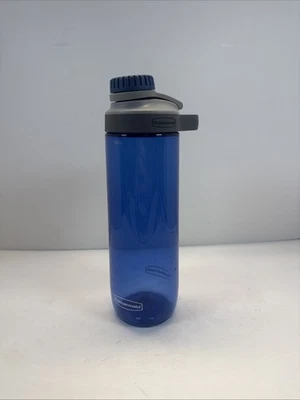 Botella de agua Rubbermaid a prueba de fugas Chug de 20 oz azul tapa giratoria Foto 1 de 4
