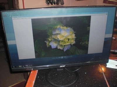 Acer R240HY bidx 23.8" Widescreen Full HD 1080p HDMI LCD Monitor /power bloc - Image 1 of 3