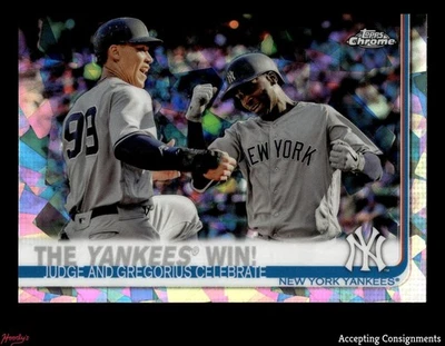 2019 Topps Chrome Sapphire #14 The Yankees Win! Aaron Judge Didi Gregorius - Image 1 of 2