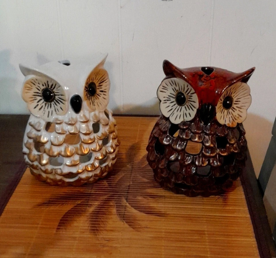 Juego de 2 candelabros votivos de luz de té de cerámica Owl Luminary de 7" marrón 1 blanco Foto 1 de 4