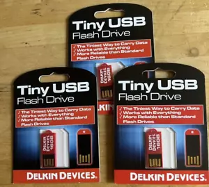 THREE of Delkin Devices 16 GB Tiny USB Flash Drive DDTNYUSB-16GB NEW in Package - Picture 1 of 4