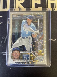 2023 Topps Series 1 VINNIE PASQUANTINO Collectors Super Box Silver Foil Board RC - Picture 1 of 1