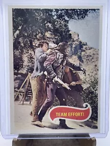 Planet Of The Apes 1975 TOPPS CARD #51 ‘Team Effort’ - Picture 1 of 4