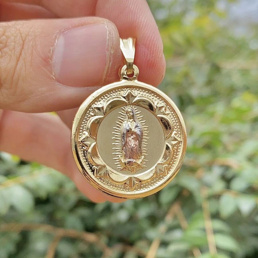 MEXICANDOO Our Lady Of Guadalupe Circle Pendant Necklace - Stainless Steel Or 18K Gold Plated