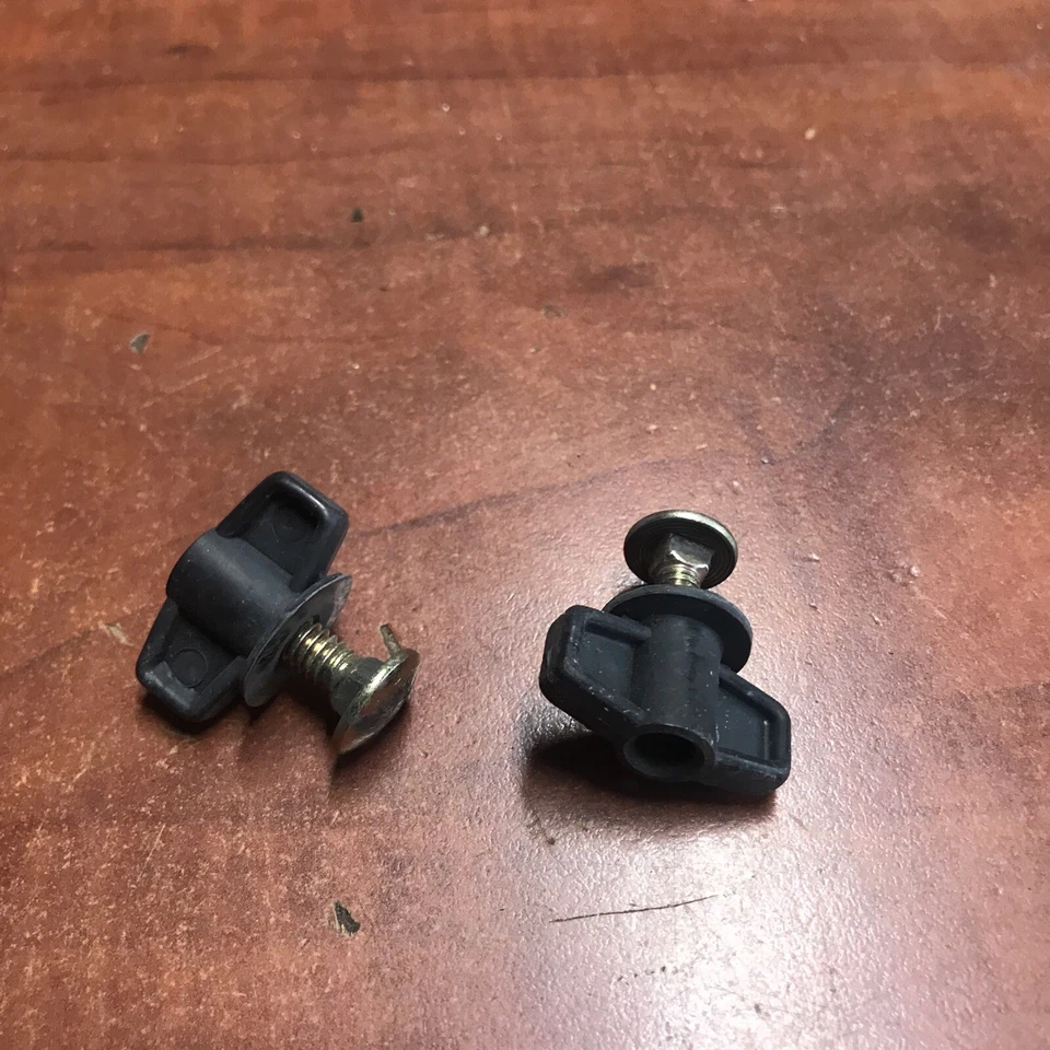 "Utilice un conjunto de tuercas de ala inferior de pieza OEM para cortacésped 11B-414L765 - 21"" pernos" Foto 1 de 4