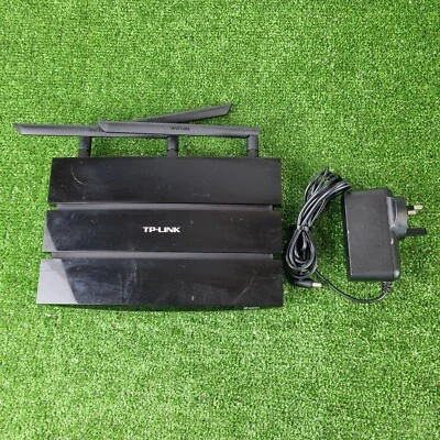 TP-LINK TD-W8980 N600 WIRELESS DUAL BAND GIGABIT ADSL2+ MODEM ROUTER with cable  - Image 1 of 4