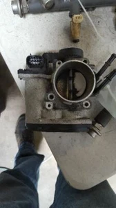 Cuerpo acelerador 2,7 L 6 cilindros se adapta a 07-12 RONDO 43148 - Imagen 1 de 2