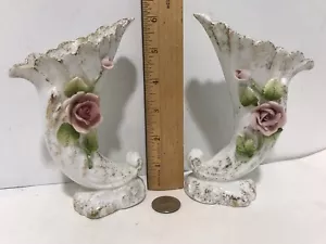 Pair of White Lefton 6 inch Vases, Bud vases Flowers L'Amour China Hand Painted - Picture 1 of 12