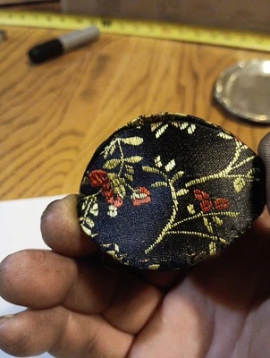 Vintage Squeeze Purse - Embroidered Satin - 2 1/2" x 1 3/4" Three Sided Silk - Image 1 of 4