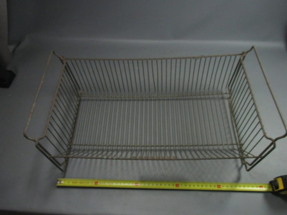 Panier de rangement en féraille breveté sgdg usine atelier industriel - Photo 1/1