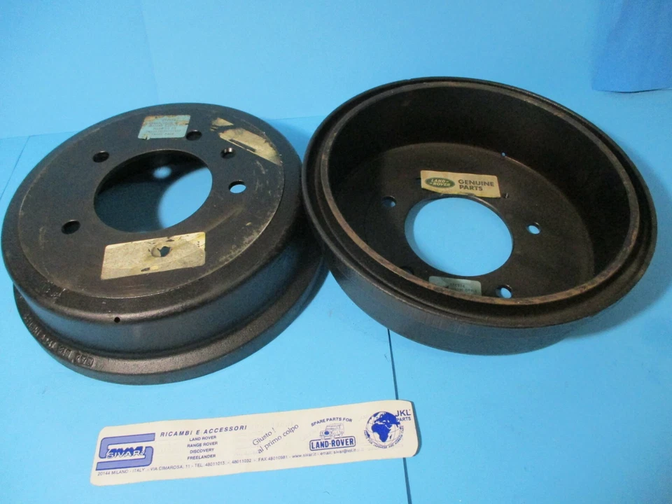 Pair Of Front Drums Original Land Rover 109 2.6 6 Cyl Series 3 576974 Sivar - Image 1 of 1