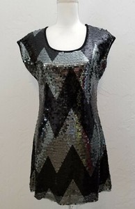 JULIE'S CLOUD SIZE MEDIUM BLACK GRAY SEQUINED SHEATH DRESS