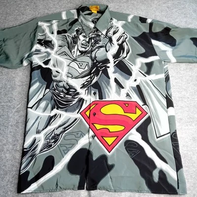SUPERMAN CHANGES SHORT SLEEVE SHIRT MENS SIZE MEDIUM -RARE RETRO VINTAGE 1990,S - Image 1 of 4