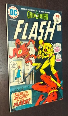 FLASH #233 (DC Comics 1975) -- Bronze Age Superheroes -- Reverse Flash Cover FN - Image 1 of 2