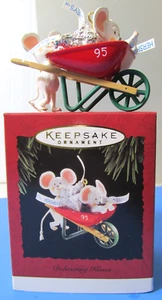 1995 Hallmark Ornament DELIVERING KISSES - Bild 1 von 13