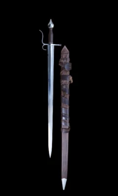 Espada veneciana medieval del dux con vaina de madera Foto 1 de 4