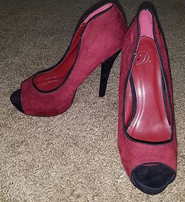 Delicious Salto Aberto Stiletto Camurça Marrom Sintética 5" - Tamanho 6.5 - Imagem 1 de 4