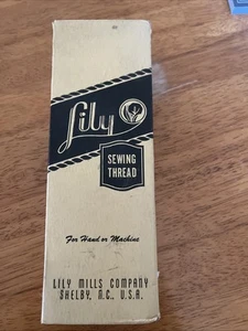 Vintage Lily Sewing Thread Art Lily Mill Co. Box Art 2 Over 480 Yards - Picture 1 of 5