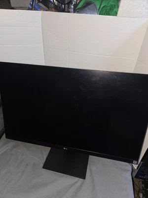 LG 27BK67U-B 27 inch 4k UHD 3840 X 2160 LED Backlight Widescreen LCD Monitor - Image 1 of 4