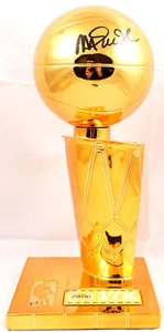 Mini trofeo de la NBA autografiado de 12"" Magic Johnson Los Angeles Lakers-Beckett con holo - Imagen 1 de 6