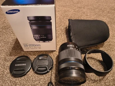 Samsung 18-200mm f/3.5-6.3 ED OIS boxed with pouch Samsung NX Mount - Image 1 of 4
