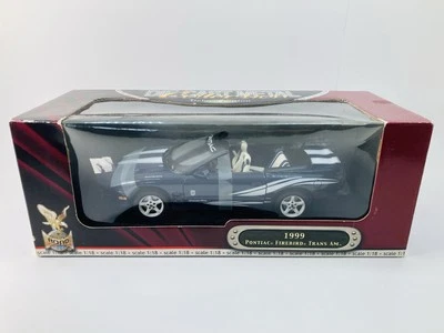 Road Signature Deluxe Edition 1999 Pontiac Firebird Trans AM 1:18 Scale Diecast - Image 1 of 4