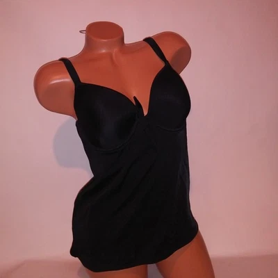 Tankini de natación Freya 30G negro liso sin mangas ligeramente forrado con aros Foto 1 de 4