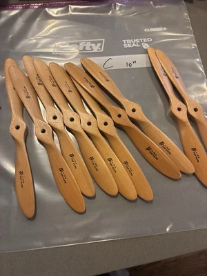 C. Gran Lote de Accesorios de Madera de Vuelo Superior para Modelo de Avión R/C Kit Motor Foto 1 de 4