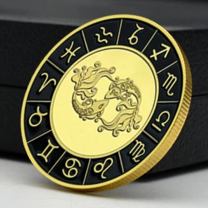 12 Sternbilder Fische Goldene Gedenkmünze Sammlerstücke Medaille mit Diamant - Bild 1 von 12
