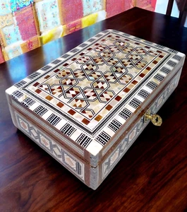 J105 Perlmutt Mosaik Truhe Ägyptisch Rechteckig Schmuckkästchen mit Schlüsselschloss - Bild 1 von 5