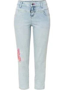 Boyfriend-Jeans mit Schmetterlings-Druck 7/8-Länge Gr 36 Hellblau Damenjeans Neu - Bild 1 von 1