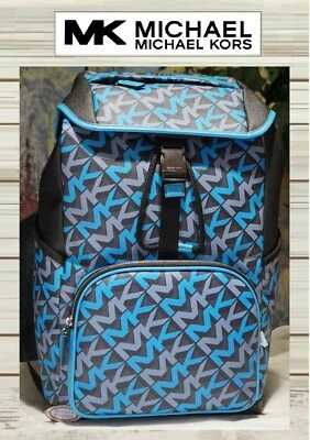NUEVO CON ETIQUETAS MICHAEL KORS Hombres COOPER Mochila Mochila En AZUL ALMIRANTE MULTI MK Sig PVC Foto 1 de 4