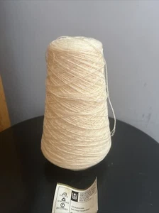 Cream 3ply Acrylic Yarn Approx. 300g - Picture 1 of 4