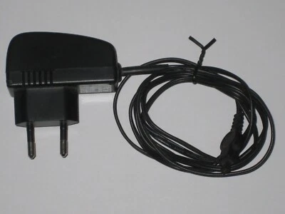 Logitech AC/DC Netzteil - Modell P925BW05050EBD0 - 5 V - 0,5 A - 2,5 W - Bild 1 von 2