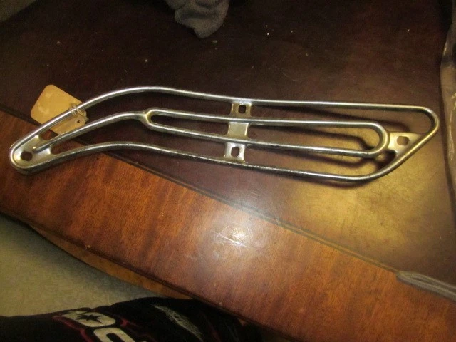 Protector silenciador Yamaha JT2 usado 288 14718 30 Foto 1 de 1