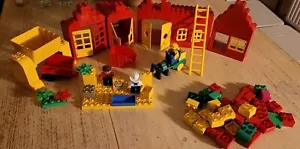 Lego Duplo - Großer Bauernhof - Stall- Viele Gebäude, Figuren, Teile... rot gelb - Bild 1 von 7