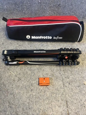 Manfrotto Befree MKBFRLA-BH Black Advanced Aluminum Travel Tripod - Image 1 of 4