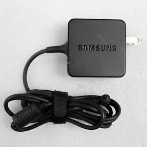 Genuine OEM Samsung Chromebook XE500C12 PA-1250-98 AC Power Adapter AD-2612AUS - Picture 1 of 3