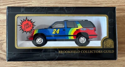 Brookfield Collector's Guild #24 Jeff Gordon Dupont 1998 Chevy Blazer - Image 1 of 4